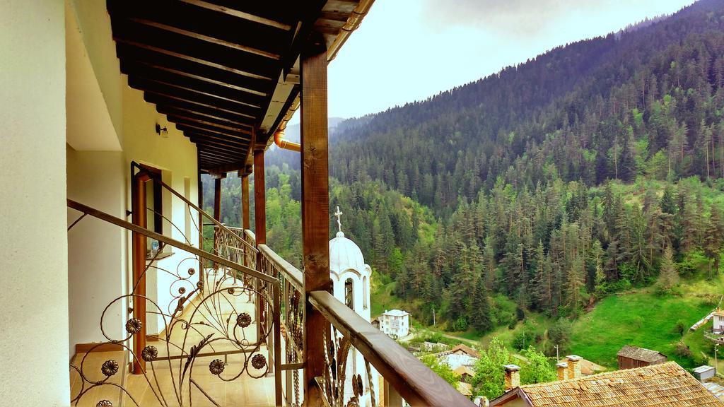 Family Hotel Valchanovata Kashta Fotinovo Экстерьер фото